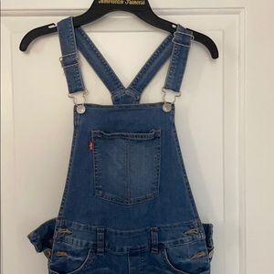 Levi’s overalls